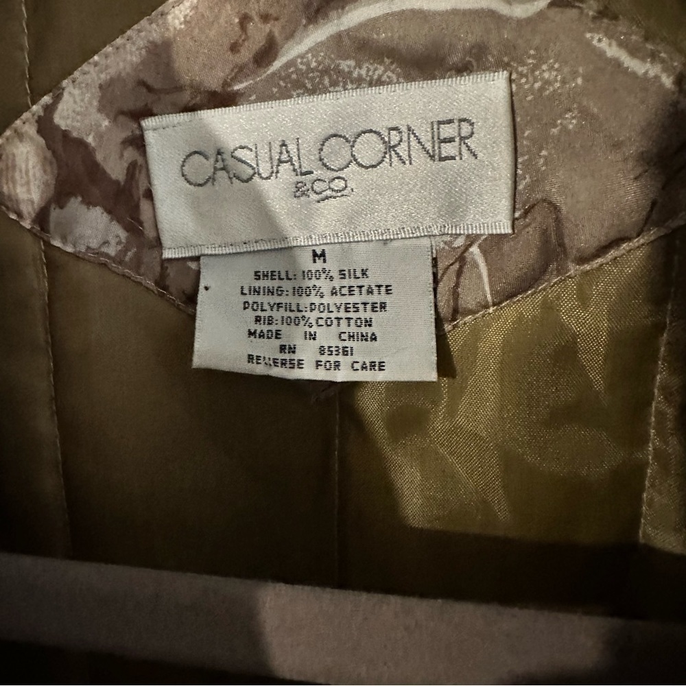 CASUAL CORNER Vintage Silk Bomber Jacket Autumn Fall Camo Foliage Print Sz M - Picture 8 of 9